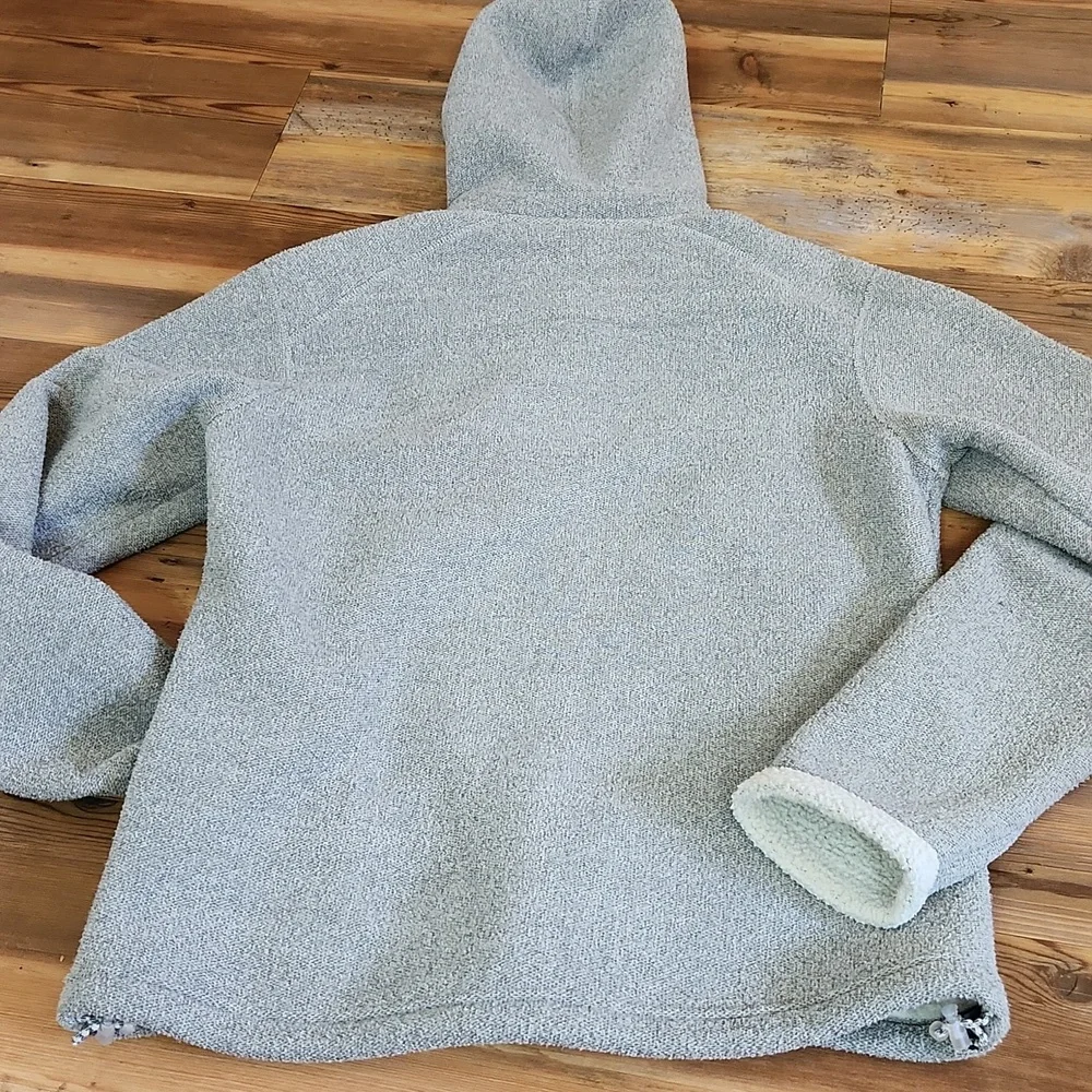 The North Face Heather Gray Teddy Jacket - Picture 6 of 9